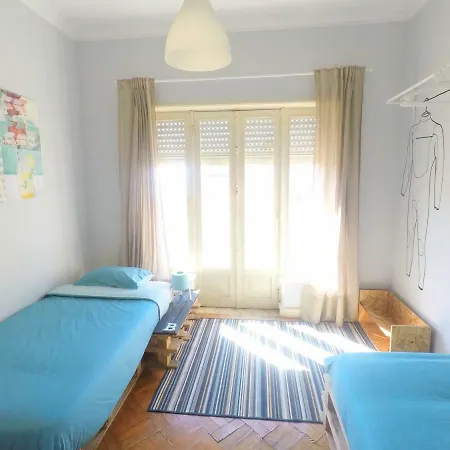 Surf House Hotel