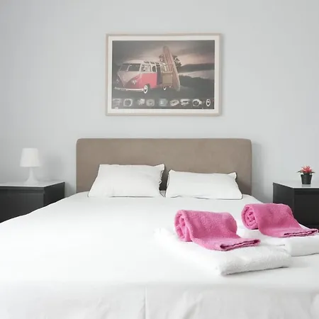 Surf House * Espinho (Aveiro)